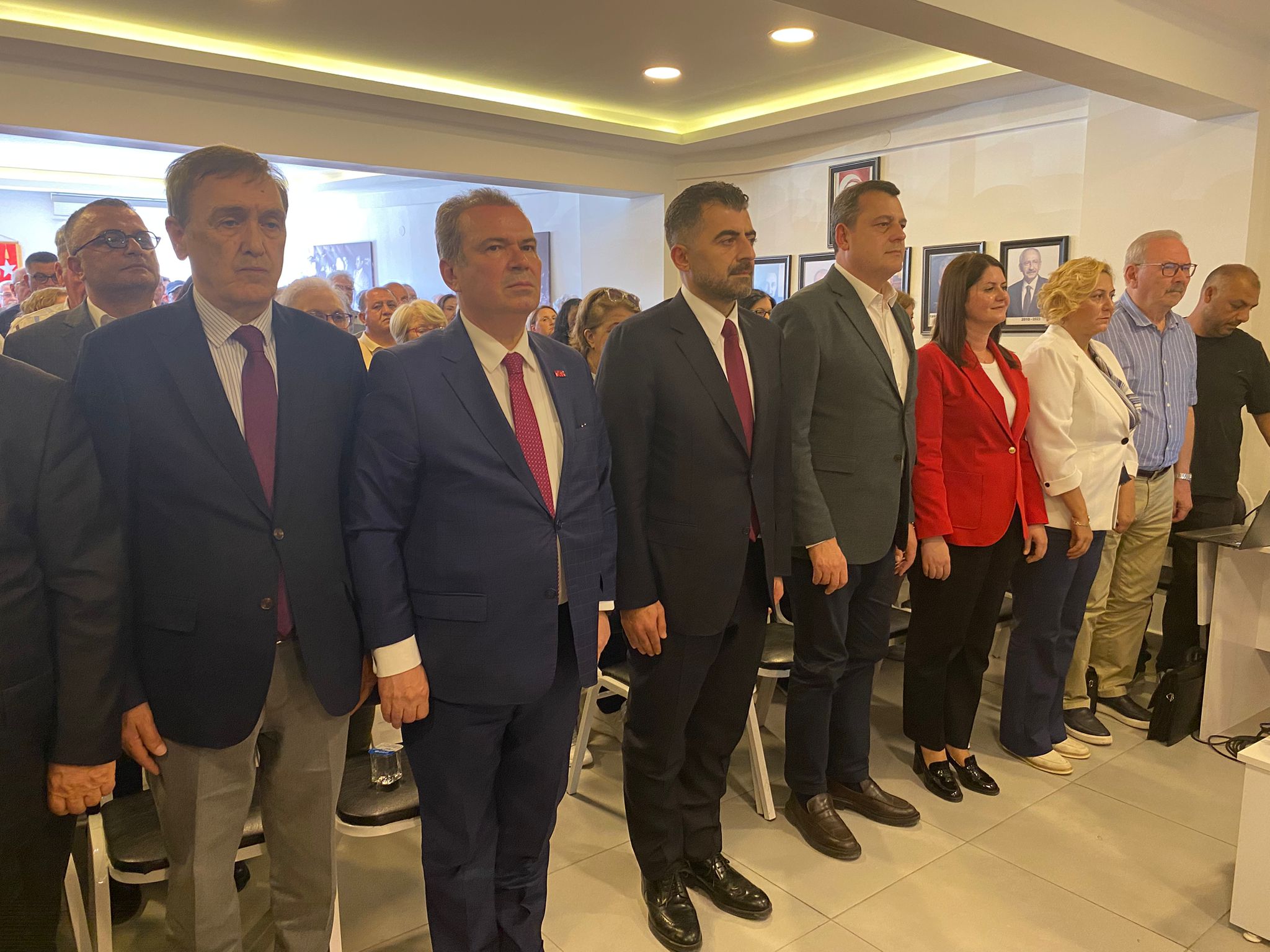 Cumhuriyet Halk Partisi (CHP) Edirne Merkez İlçe Danışma Kurulu Toplantısı, partinin her kademesinden yoğun katılımla gerçekleştirildi.